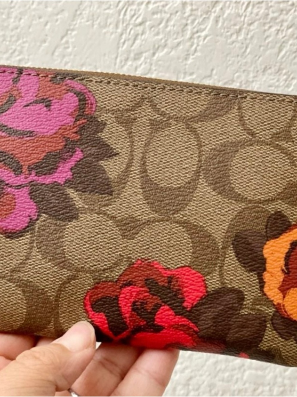 Coach Corner Zip Wristlet In Signature Canvas With Floral Print - Picture 6 of 8